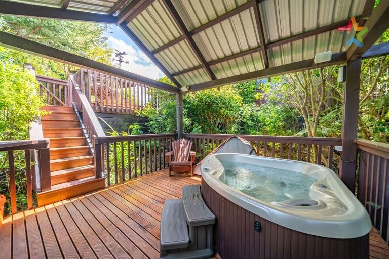 Photo of property in 21a Matariki Grove, Wainuiomata, Lower Hutt, 5014