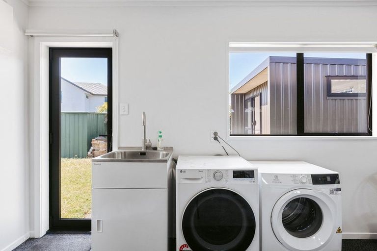Photo of property in 22b Sunrise Avenue, Mount Maunganui, 3116
