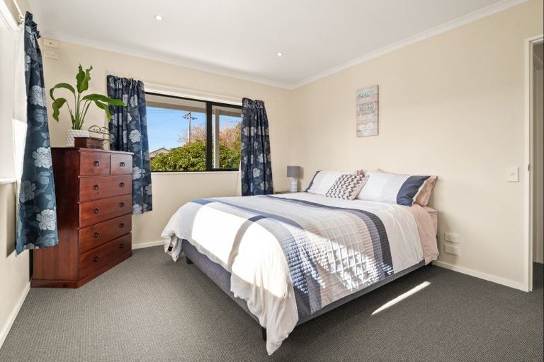 Photo of property in 77 Beach Street, Saint Clair, Dunedin, 9012
