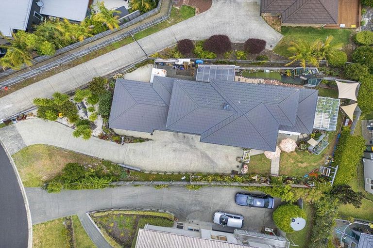 Photo of property in 13 Andre Rise, Stanmore Bay, Whangaparaoa, 0932