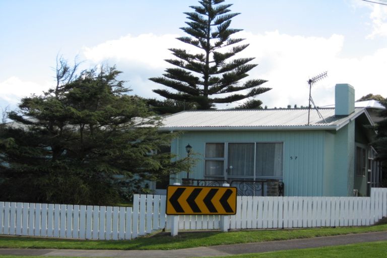 Photo of property in 57 Manuka Street, Castlecliff, Whanganui, 4501