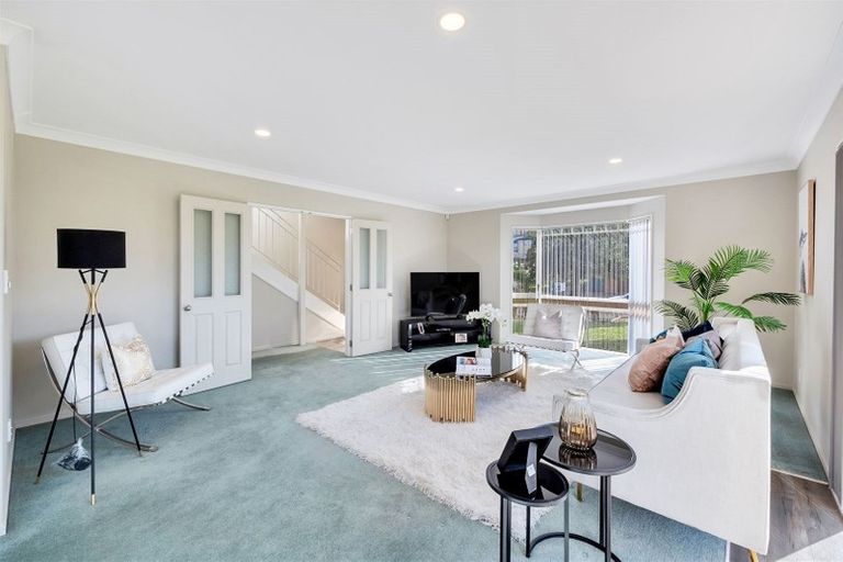 Photo of property in 2 San Marino Drive, Henderson, Auckland, 0612