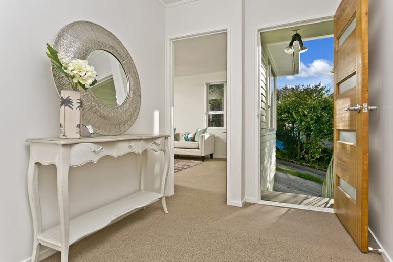 Photo of property in 46 Castleton Street, Birkdale, Auckland, 0626