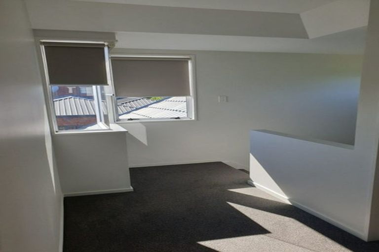 Photo of property in 1/8 Wardour Mews, Avonhead, Christchurch, 8042