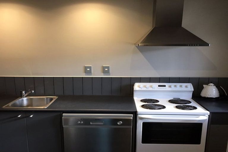 Photo of property in 2/78 Waipapa Road, Hataitai, Wellington, 6021