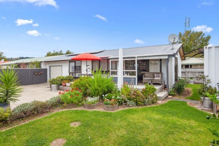 Photo of property in 25a Farnworth Crescent, Whakatane, 3120