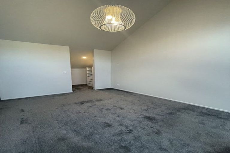 Photo of property in 2/7 Wha Street, Lyall Bay, Wellington, 6022