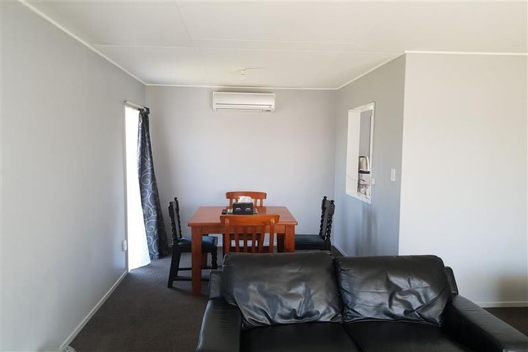 Photo of property in 1 Cabot Place, Flaxmere, Hastings, 4120