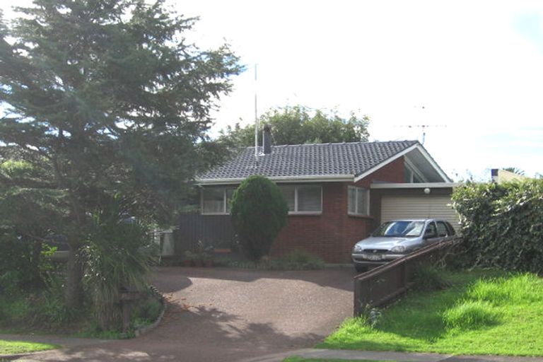 Photo of property in 67 Priestley Drive, Bucklands Beach, Auckland, 2014