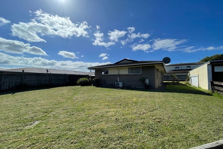 Photo of property in 18 Leith Court, Papatoetoe, Auckland, 2104