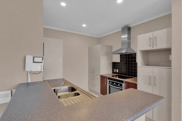 Photo of property in 14b Kelvin Place, Hamilton East, Hamilton, 3216