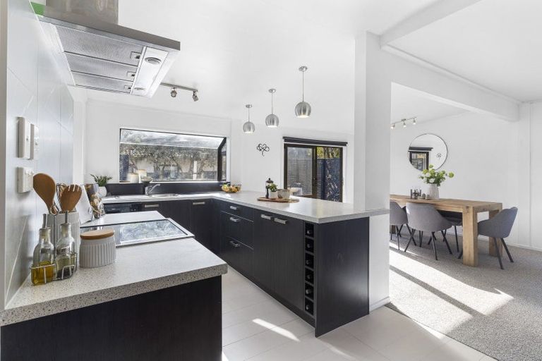 Photo of property in 1/23 Roys Road, Weymouth, Auckland, 2103