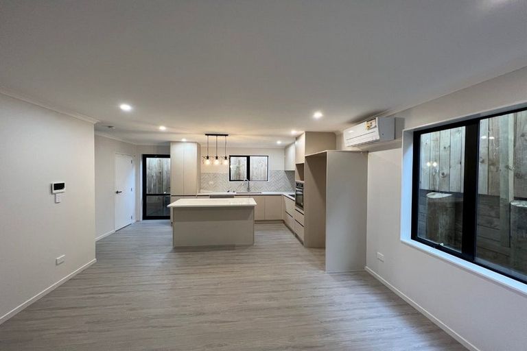 Photo of property in 36b Pukaki Road, Mangere, Auckland, 2022