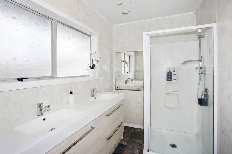 Photo of property in 148a George Street, Tuakau, 2121