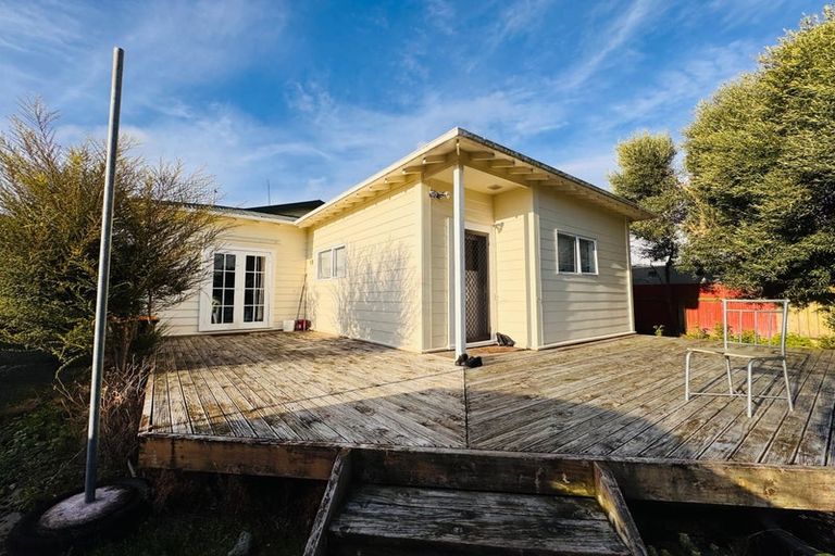 Photo of property in 74 Milson Line, Milson, Palmerston North, 4414