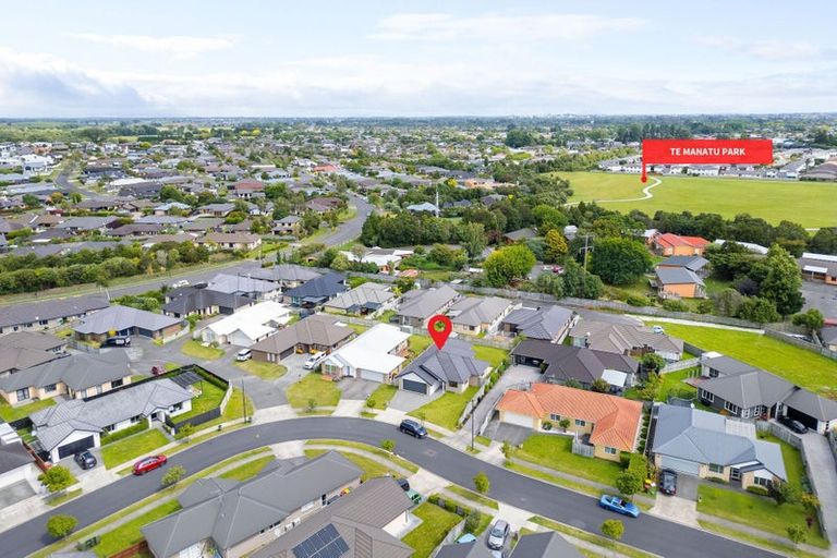 Photo of property in 19 Teatree Close, Huntington, Hamilton, 3210