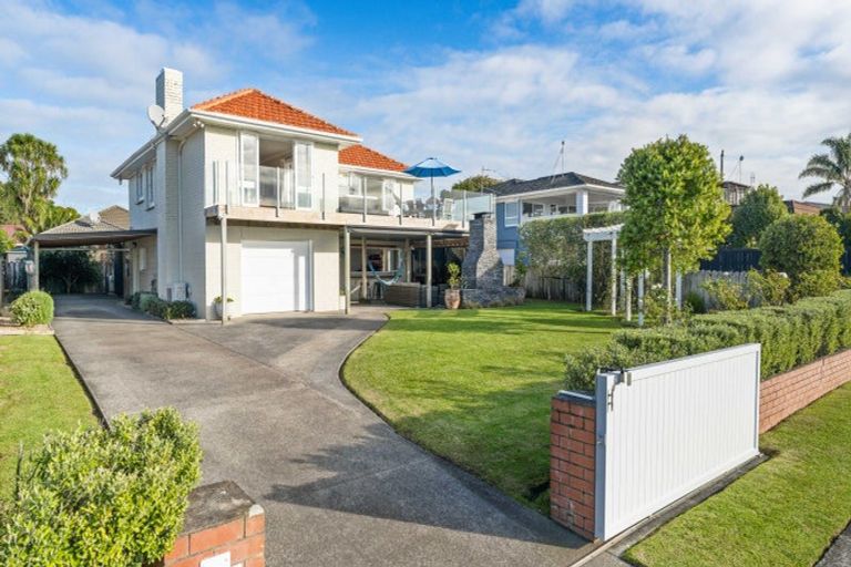 Photo of property in 48 Torkar Road, Clarks Beach, 2122