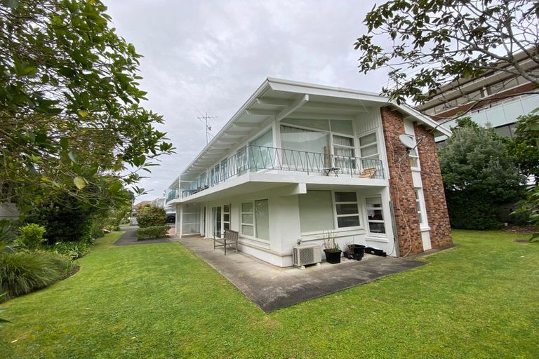 Photo of property in 3/10 Blomfield Spa, Takapuna, Auckland, 0622