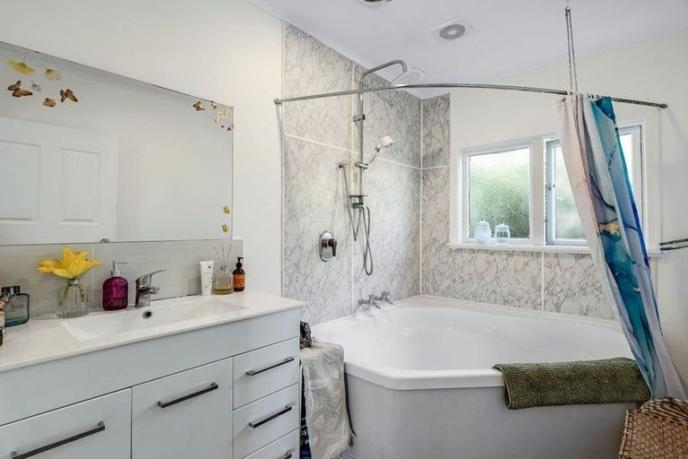 Photo of property in 1/9 Keighleys Road, Bromley, Christchurch, 8062