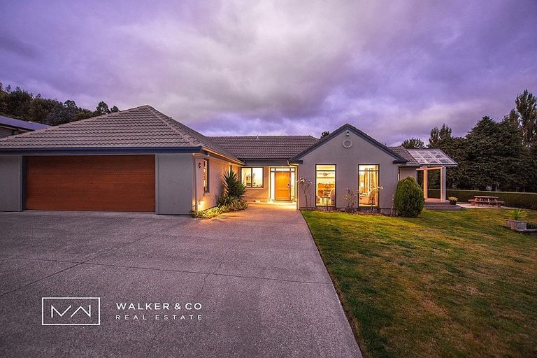 Photo of property in 349c Main Road North, Brown Owl, Upper Hutt, 5018