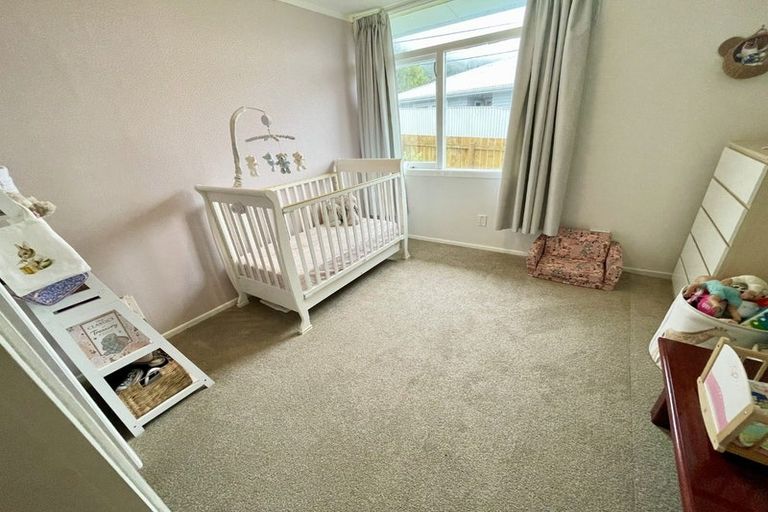 Photo of property in 19a Karaka Street, Wainuiomata, Lower Hutt, 5014