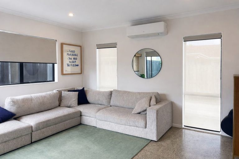 Photo of property in 118c Kervil Avenue, Te Atatu Peninsula, Auckland, 0610