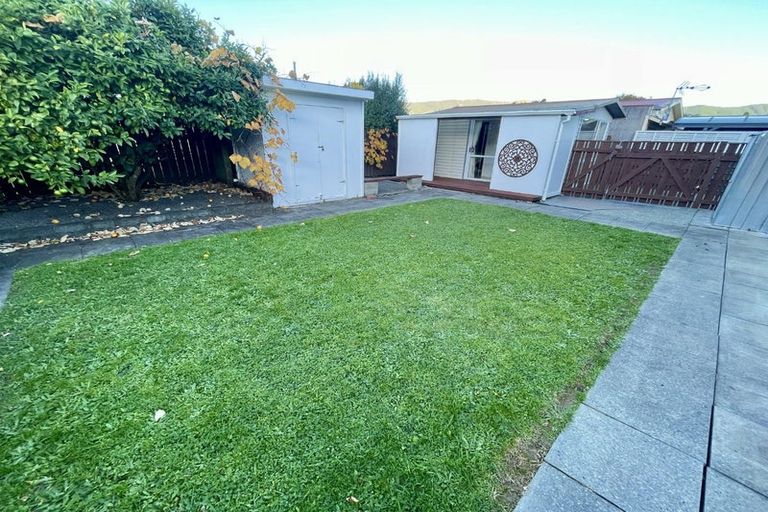 Photo of property in 8 Tacoma Drive, Totara Park, Upper Hutt, 5018