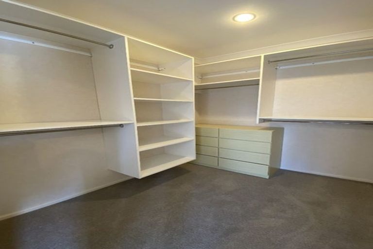 Photo of property in 4 Oak Bark Drive, Schnapper Rock, Auckland, 0632