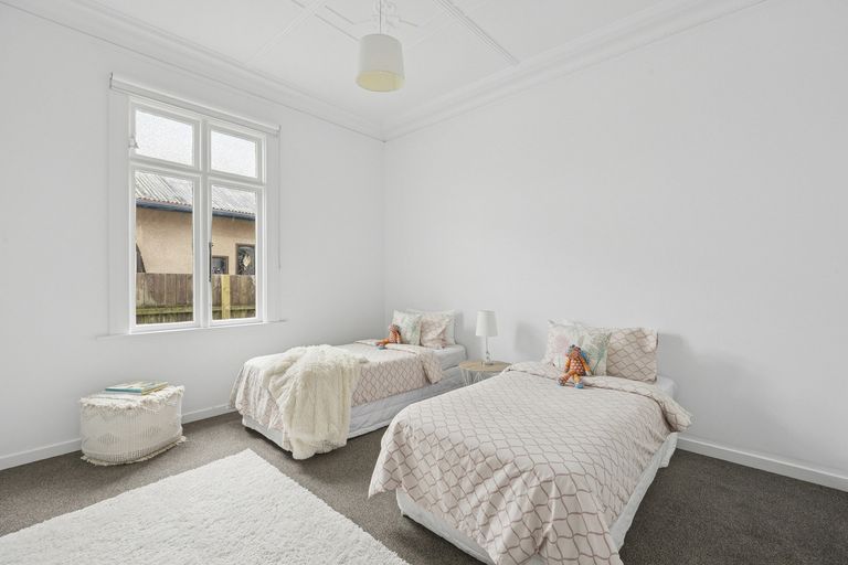 Photo of property in 57 Royal Crescent, Saint Kilda, Dunedin, 9012