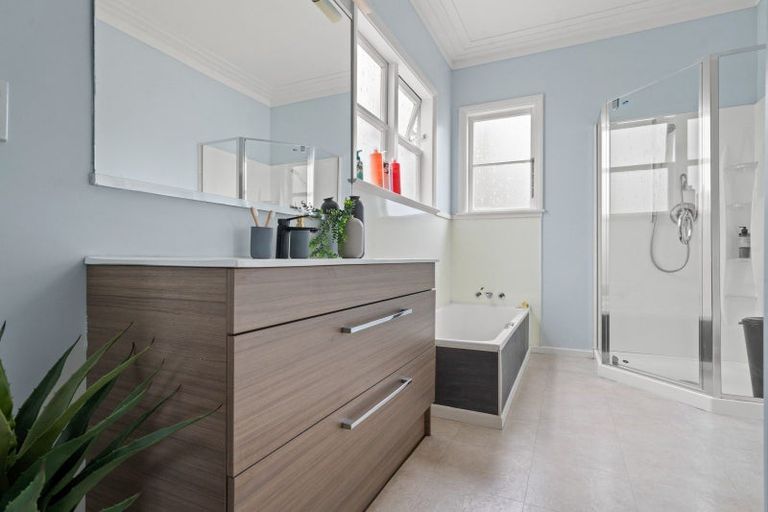 Photo of property in 4 Hosking Place, Masterton, 5810