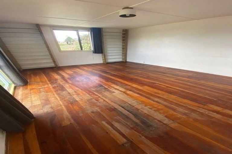 Photo of property in 13a Rangiora Crescent, Wairakei, Taupo, 3332