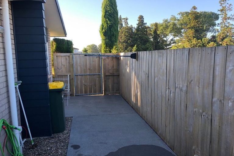 Photo of property in 19c Inverness Avenue, Hamilton East, Hamilton, 3216