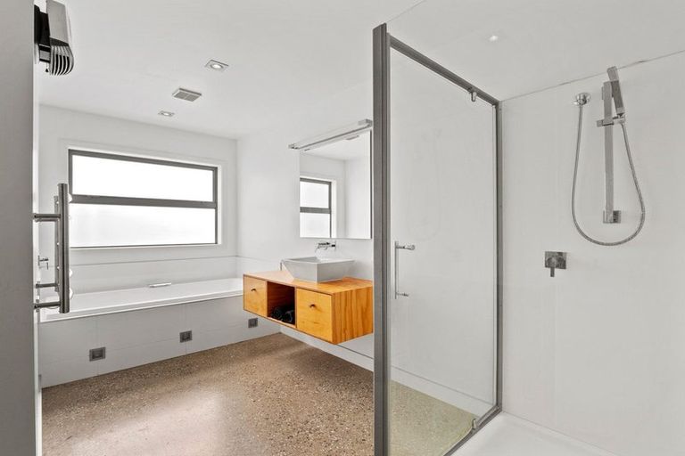 Photo of property in 6 Mcivor Lane, Lake Hayes, Queenstown, 9304