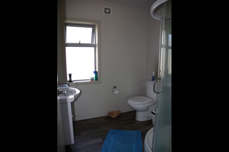 Photo of property in 18 Frederick Street, Two Mile Bay, Taupo, 3330
