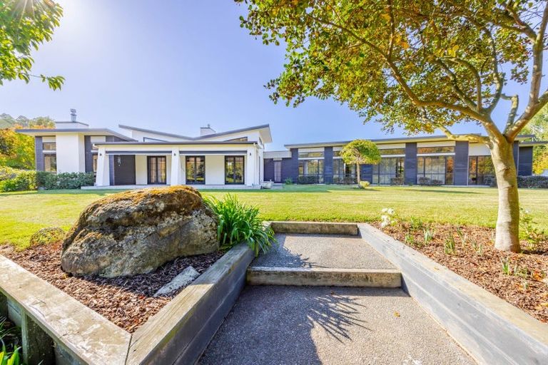 Photo of property in 80 Kent Terrace, Taradale, Napier, 4112