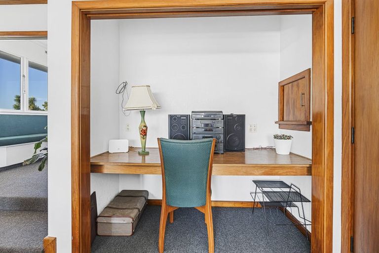 Photo of property in 265d Tukapa Street, Hurdon, New Plymouth, 4310