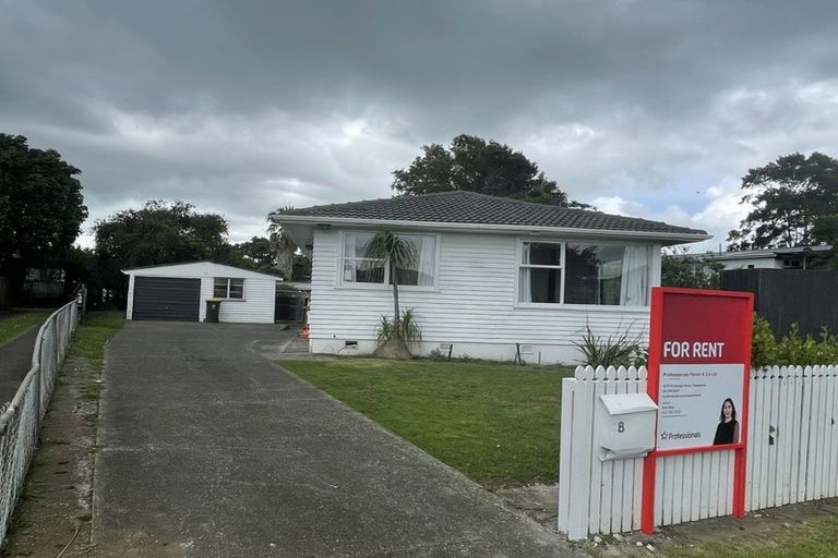 Photo of property in 8 Kea Place, Mangere Bridge, Auckland, 2022