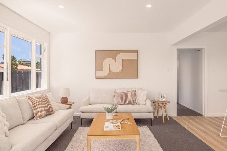 Photo of property in 19 Griffiths Avenue, Linwood, Christchurch, 8062