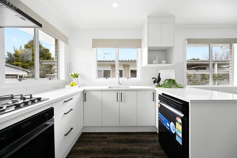 Photo of property in 5 Lovelock Place, Chartwell, Hamilton, 3210