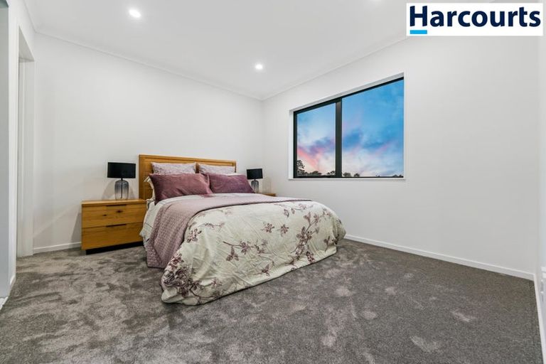 Photo of property in 4/7 Glen Road, Ranui, Auckland, 0612