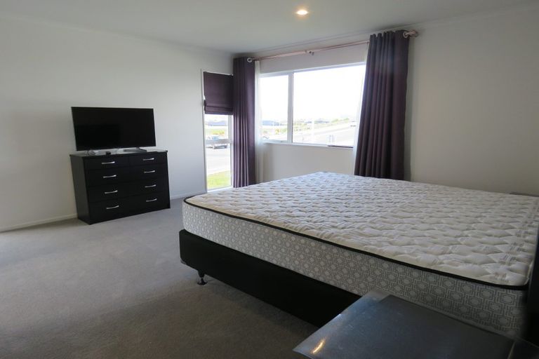 Photo of property in 11 George Square West, Wigram, Christchurch, 8025