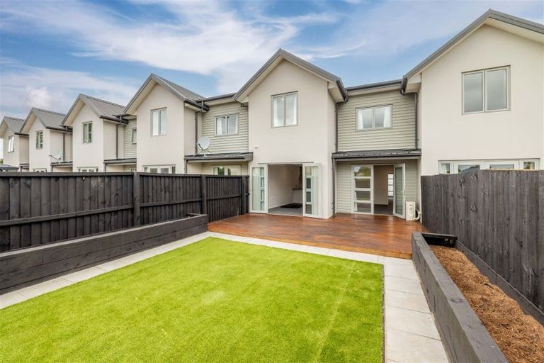 Photo of property in 29 Eric Adam Way, Linwood, Christchurch, 8062