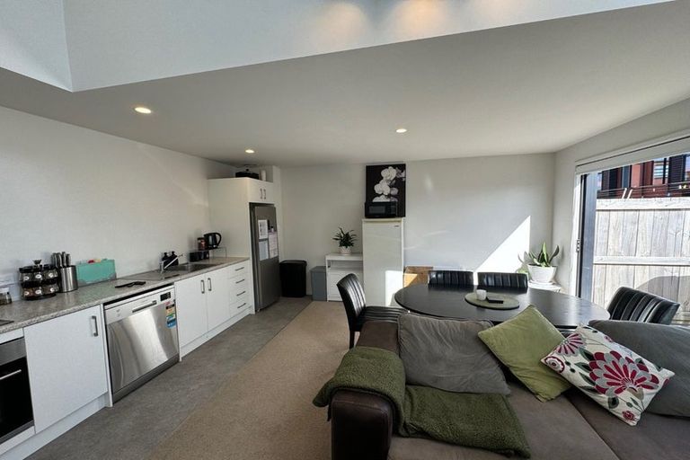 Photo of property in 17 Owens Place, Mount Maunganui, 3116