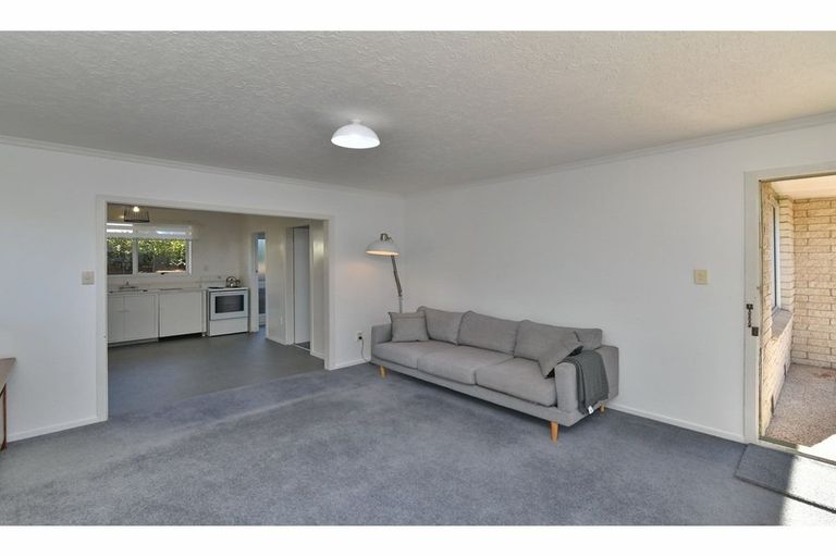 Photo of property in 36 Oldwood Street, Bishopdale, Christchurch, 8053