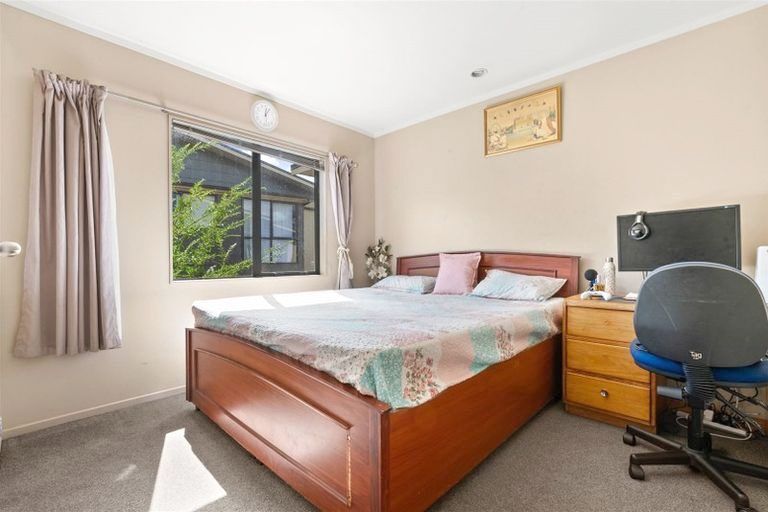 Photo of property in 74 Malaspina Place, Papatoetoe, Auckland, 2025