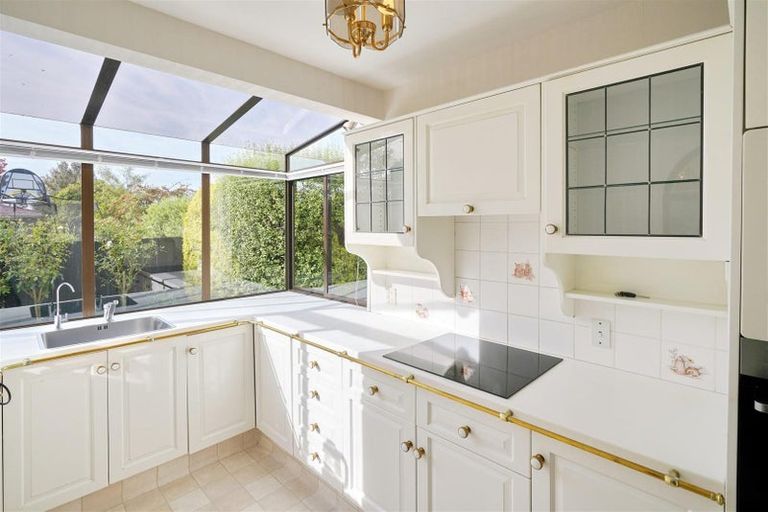 Photo of property in 18 Pelorus Place, Harewood, Christchurch, 8051