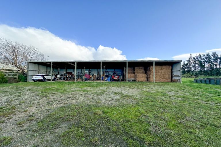 Photo of property in 77 Patons Rock Road, Patons Rock, Takaka, 7182