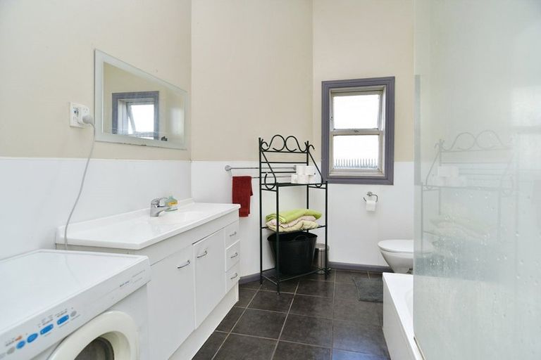 Photo of property in 137 Geraldine Street, Edgeware, Christchurch, 8013