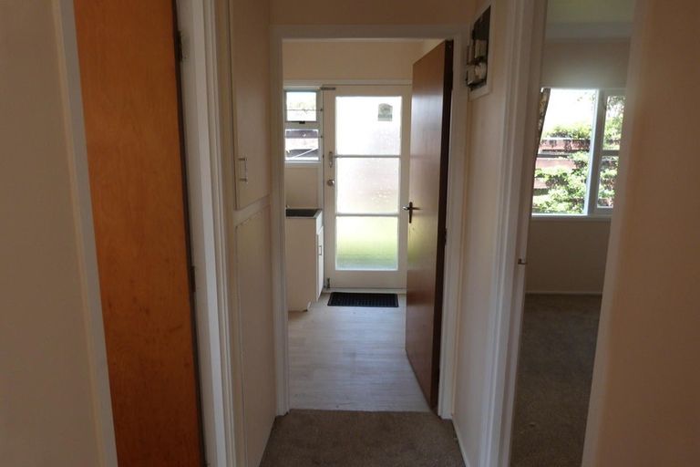 Photo of property in 1a Elliott Avenue, Bayview, Auckland, 0629