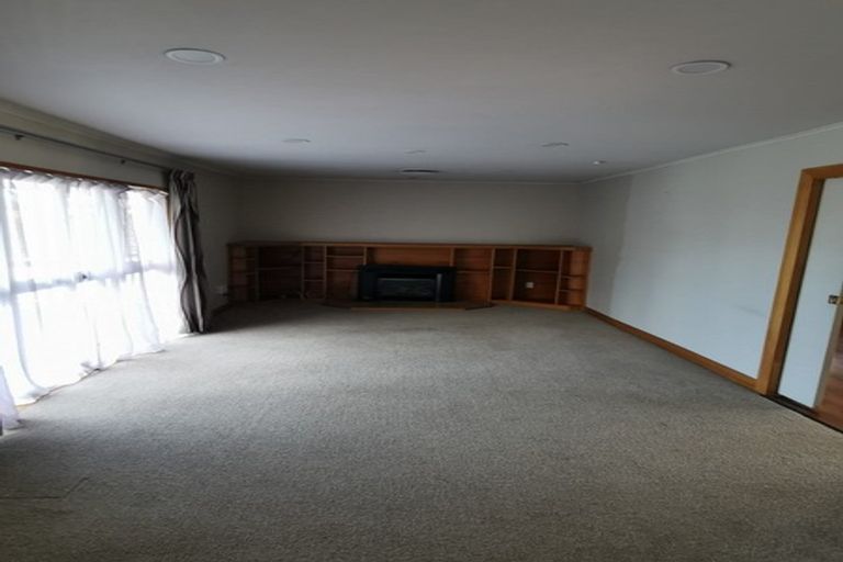 Photo of property in 14 Lyttelton Avenue, Forrest Hill, Auckland, 0620